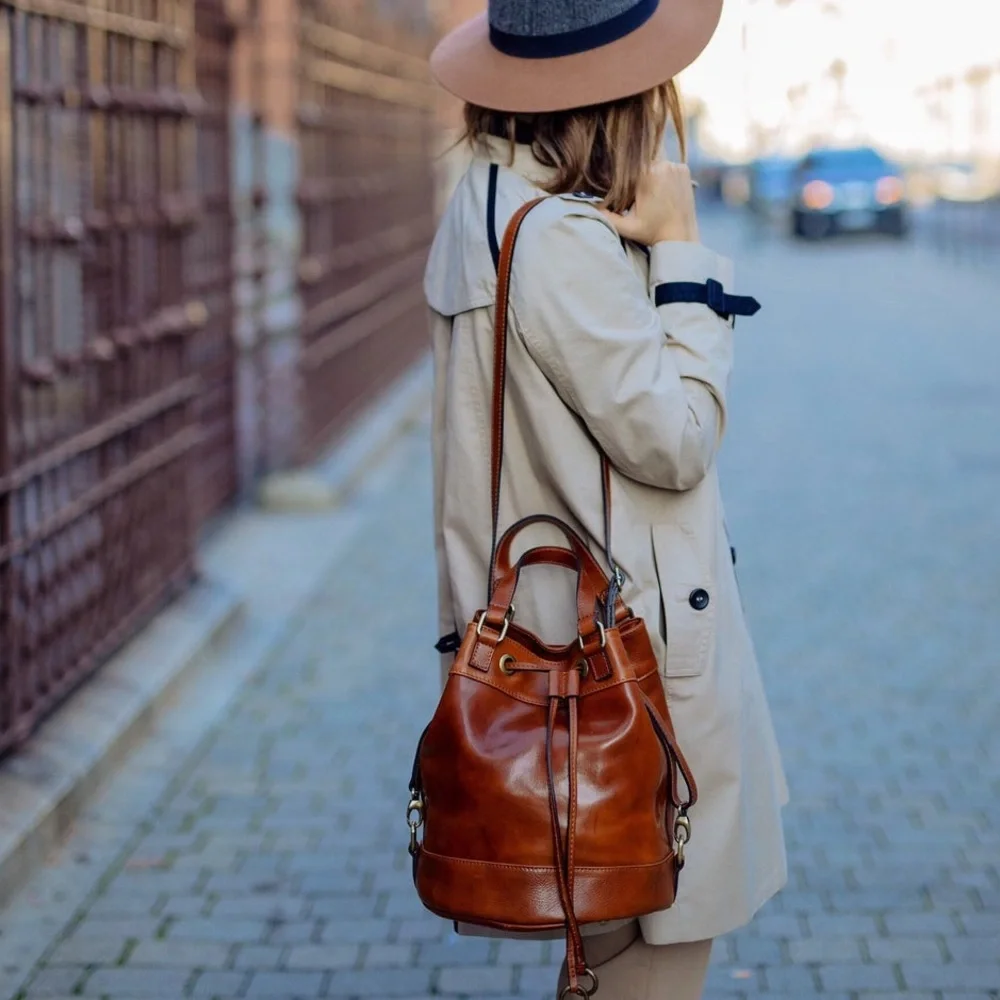 AIGIN‎ MILANON Alma leather Bag / Backpack Convertible